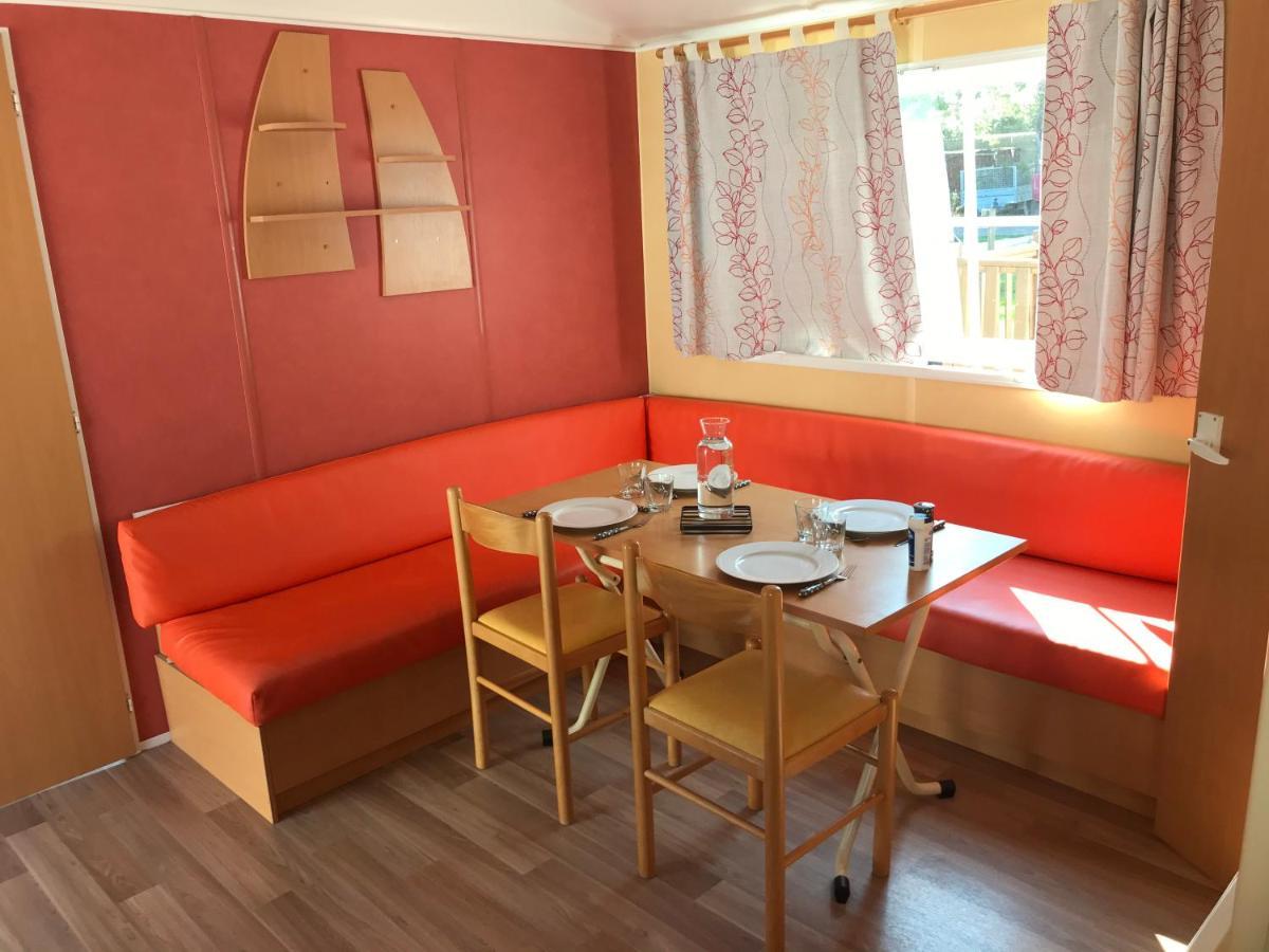 Mobil Home A Meschers Au Camping L'Escale Proche De Royan Buitenkant foto
